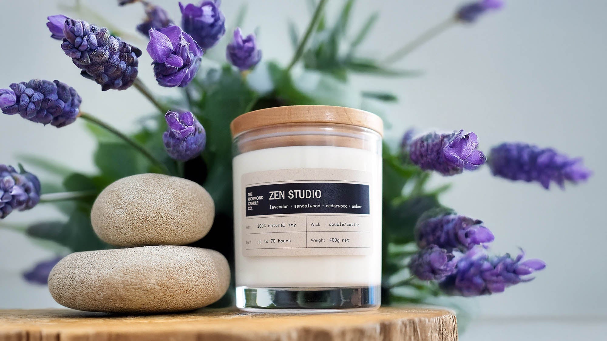 How to choose the perfect candle fragrance for a gift